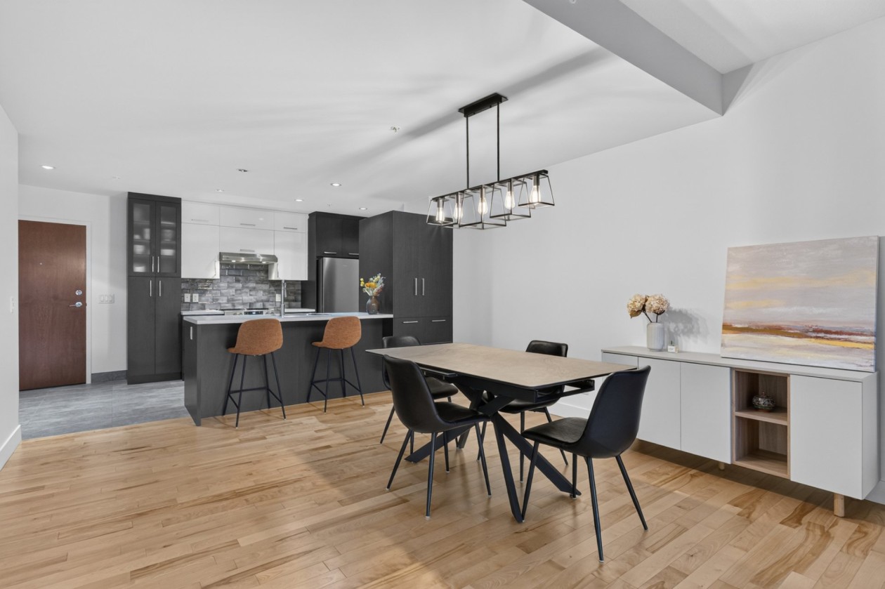 Salle à manger — 1111 Rue de Dijon, Québec