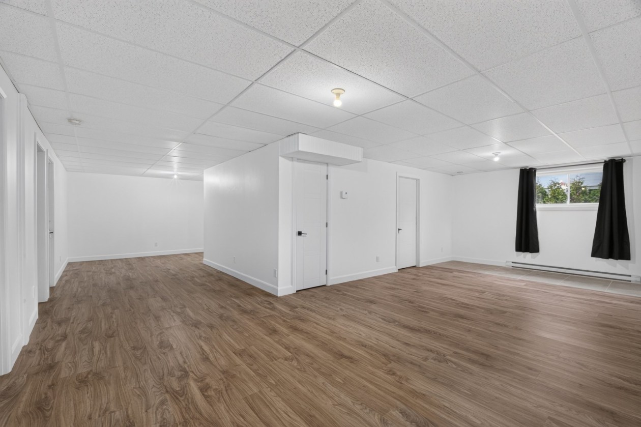 Salle familiale — 172 Av. du Coteau, Saint-Raymond