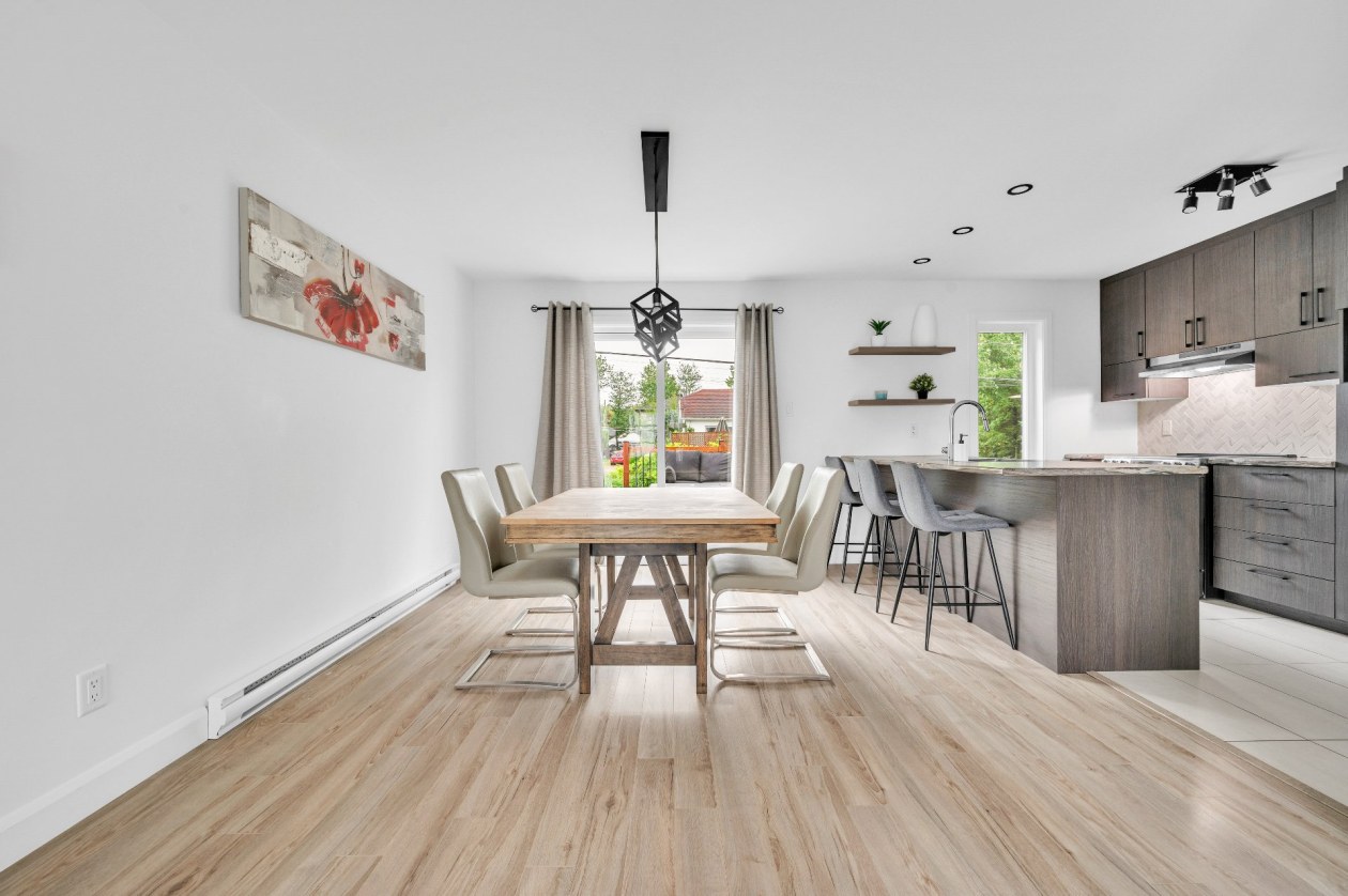 Salle à manger — 258 Rue de la Cordelle, Lévis