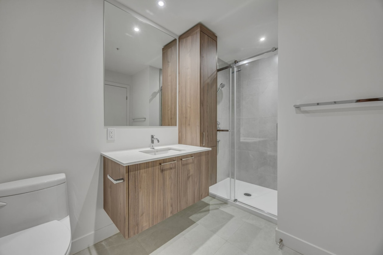 Salle de bains — 1300 Av. de Germain-des-Prés, Québec