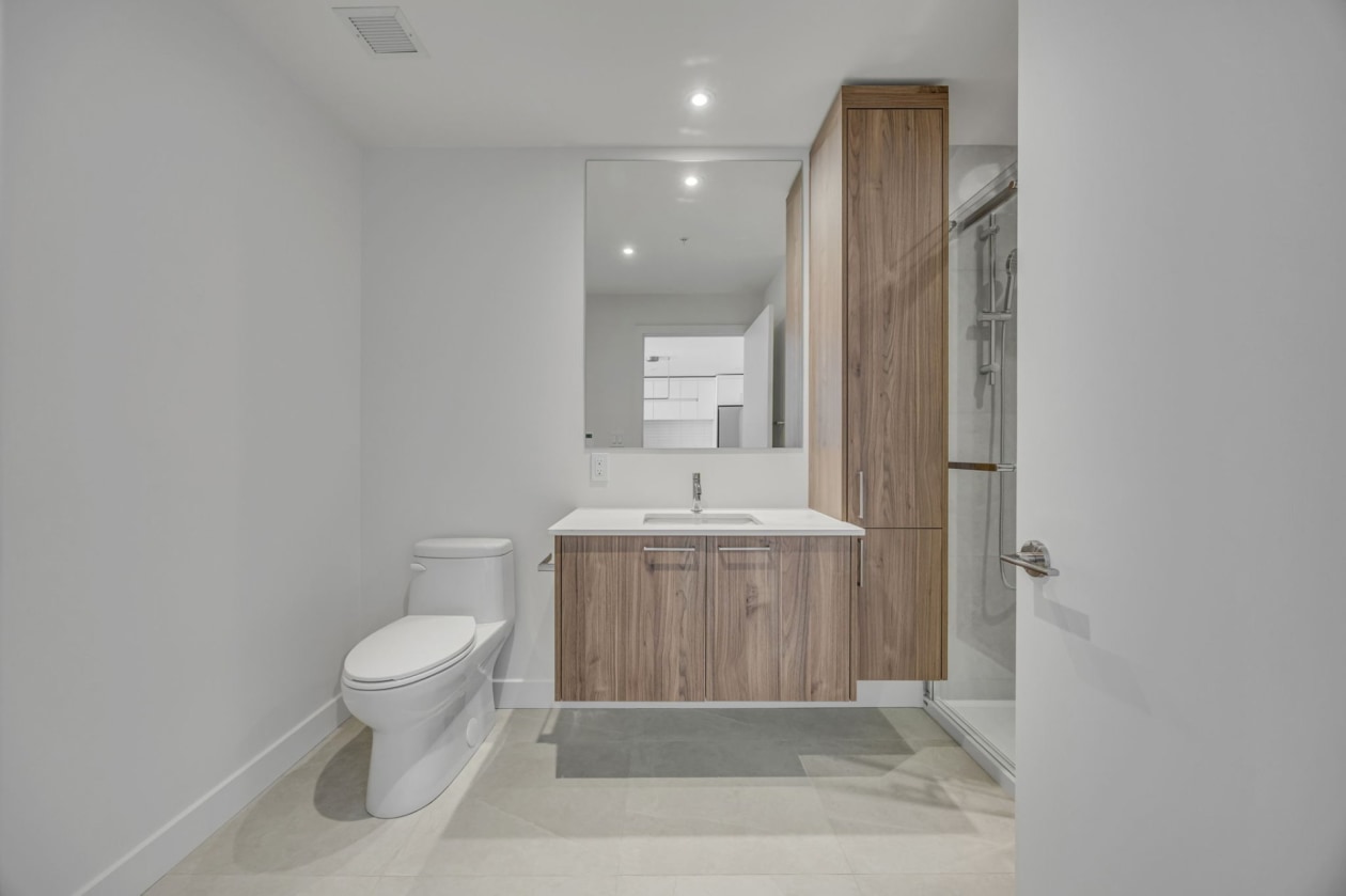 Salle de bains — 1300 Av. de Germain-des-Prés, Québec