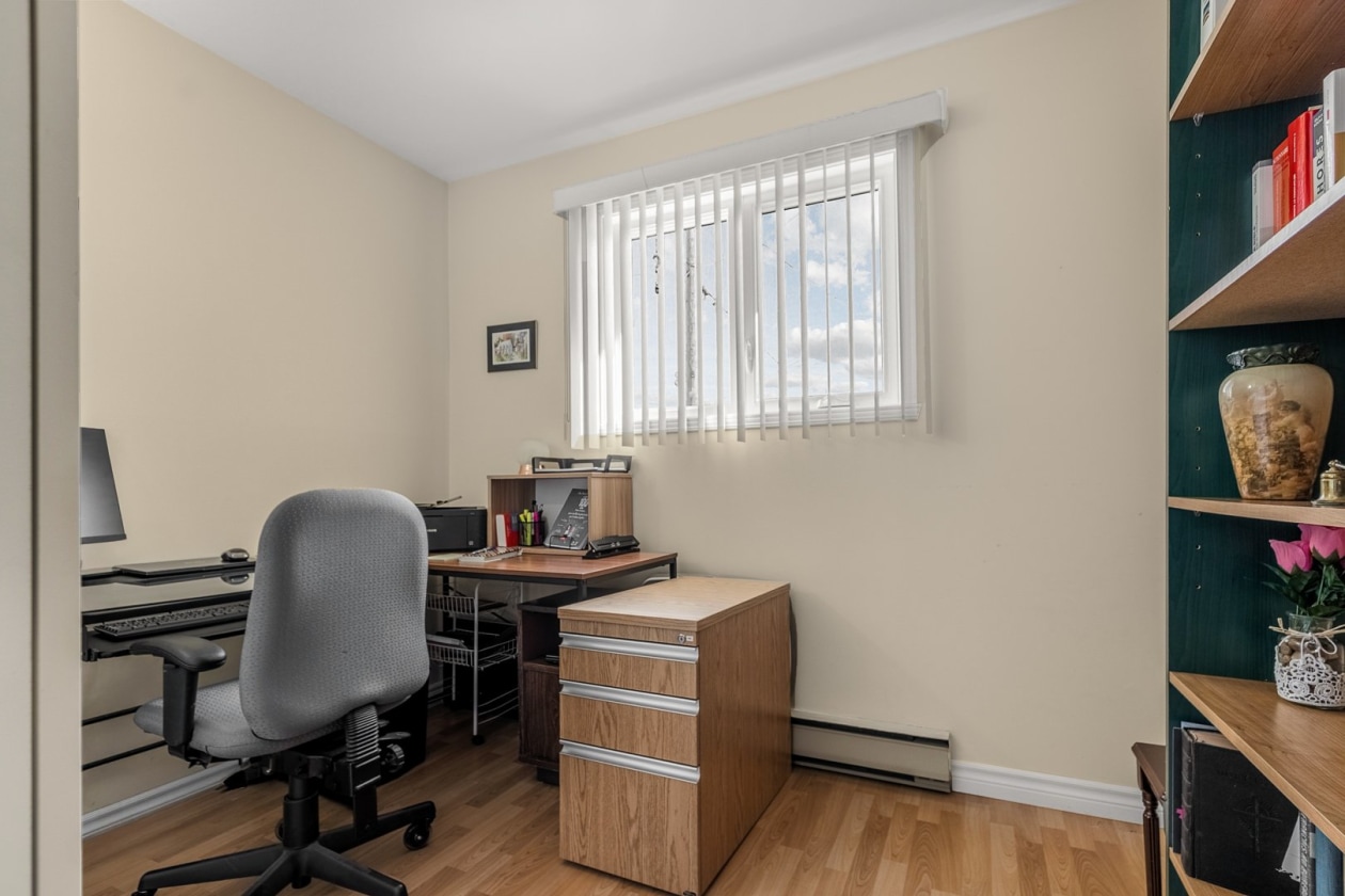 Bureau — 464 Av. Vernet, Québec