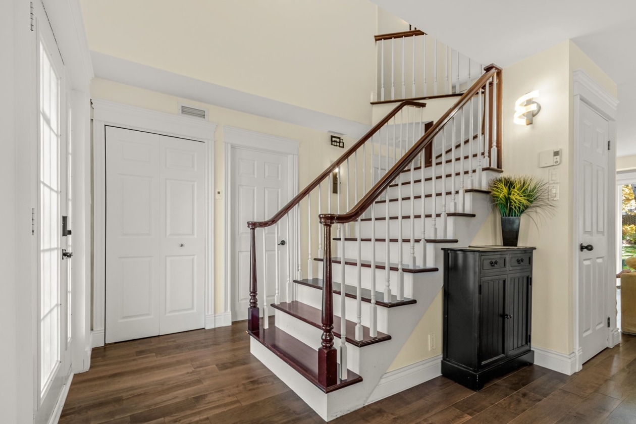 Hall d'entrée — 2474 Rue Marc-Chagall, Québec