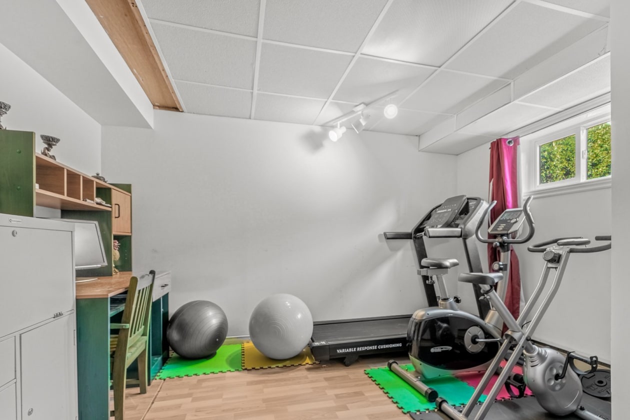 Rangement — 464 Av. Vernet, Québec