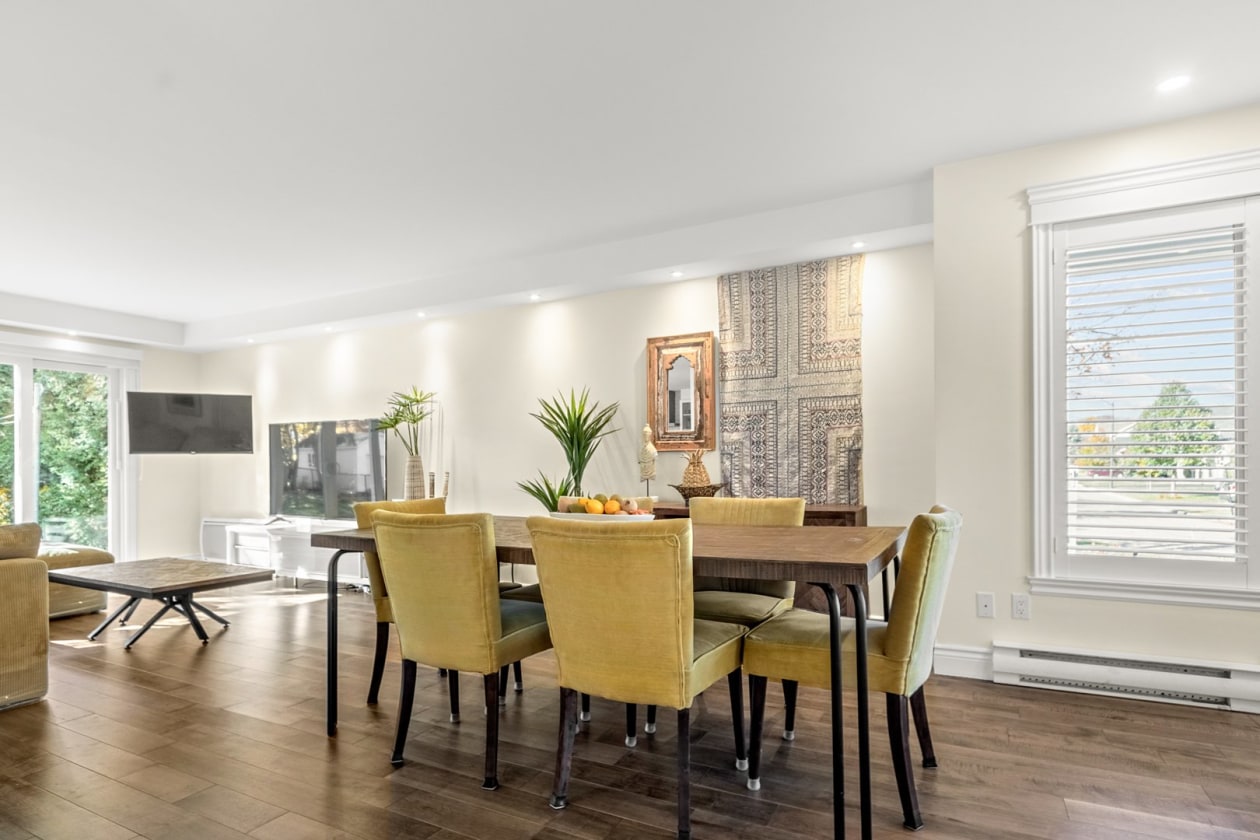 Salle à manger — 2474 Rue Marc-Chagall, Québec