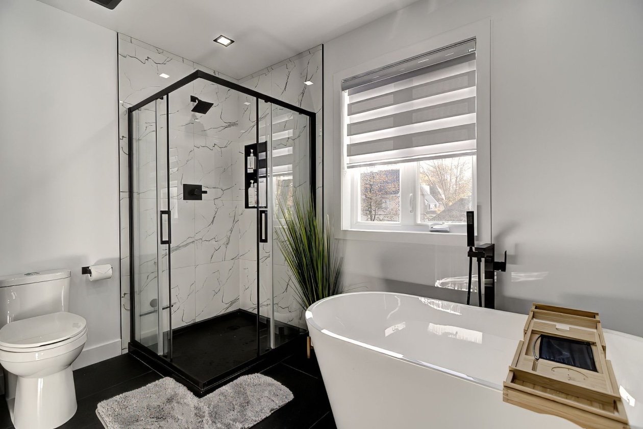 Salle de bains — 378 Av. des Peupliers, Bois-des-Filion