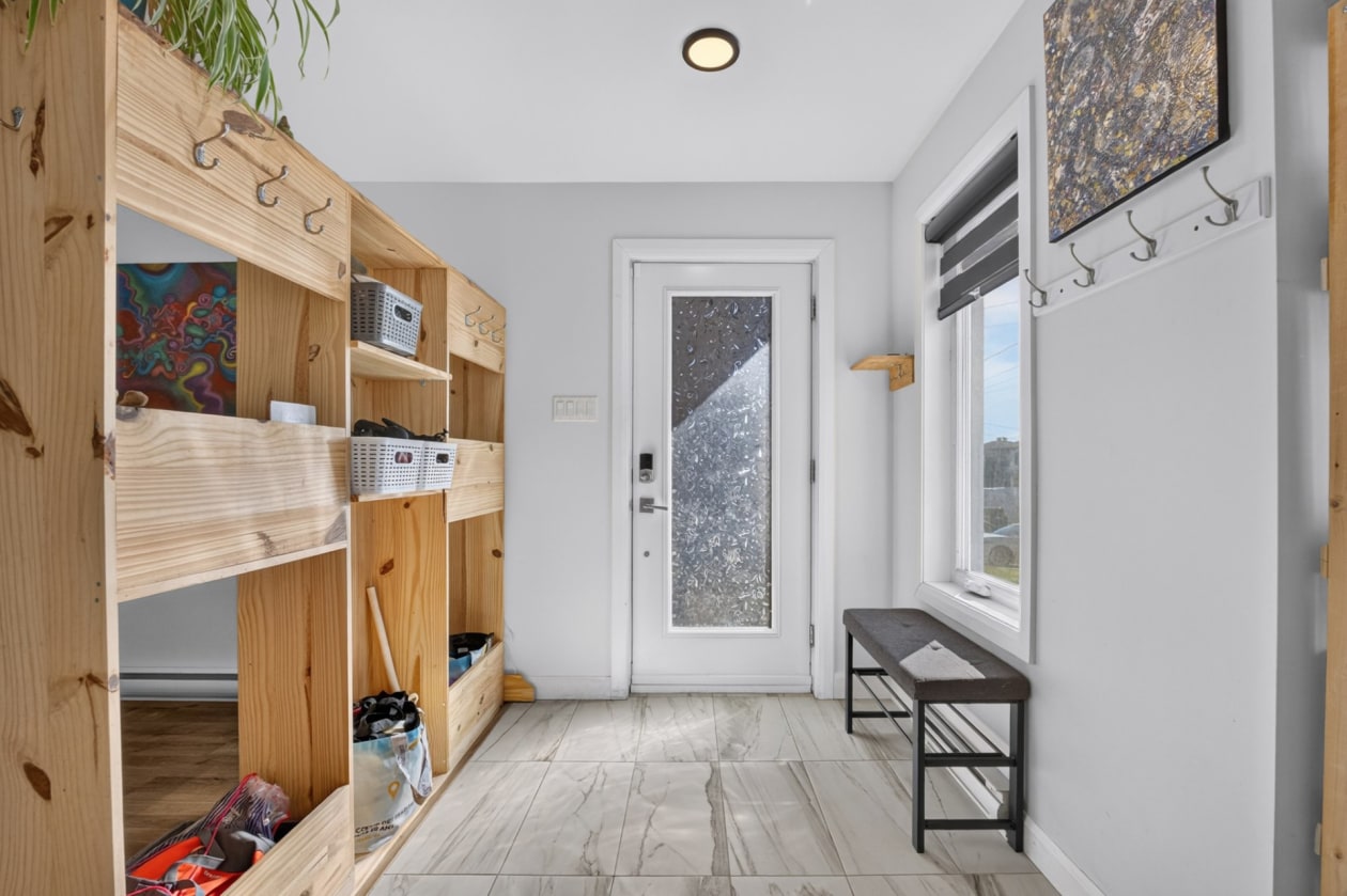 Hall d'entrée — 1066 Rue des Algonquins, Québec