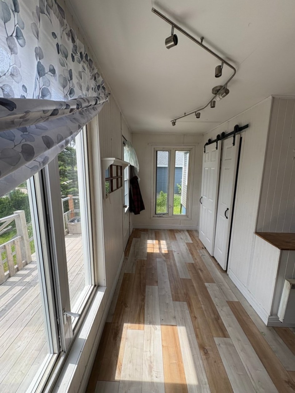 Hall d'entrée — 9Z Rue Dunn, Gaspé