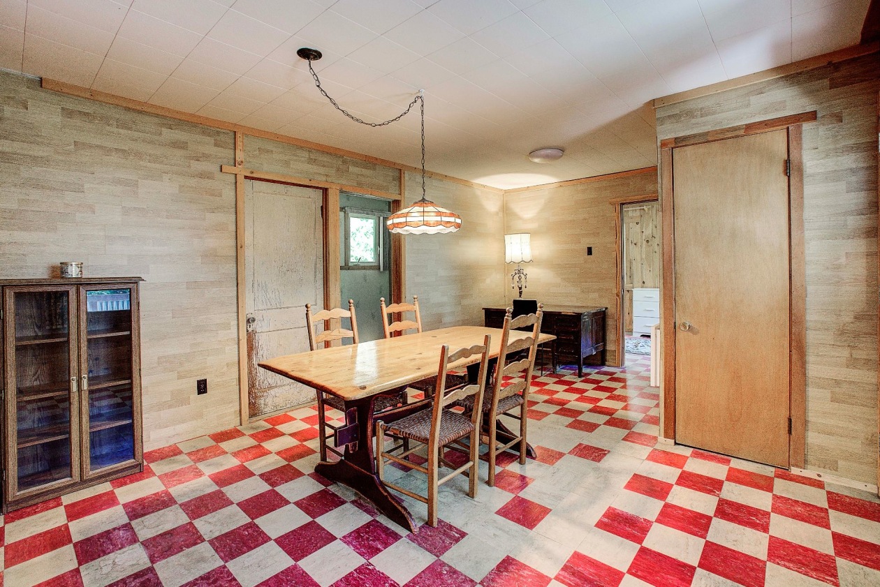 Salle à manger — 898 Ch. des Hauteurs, Sainte-Lucie-des-Laurentides