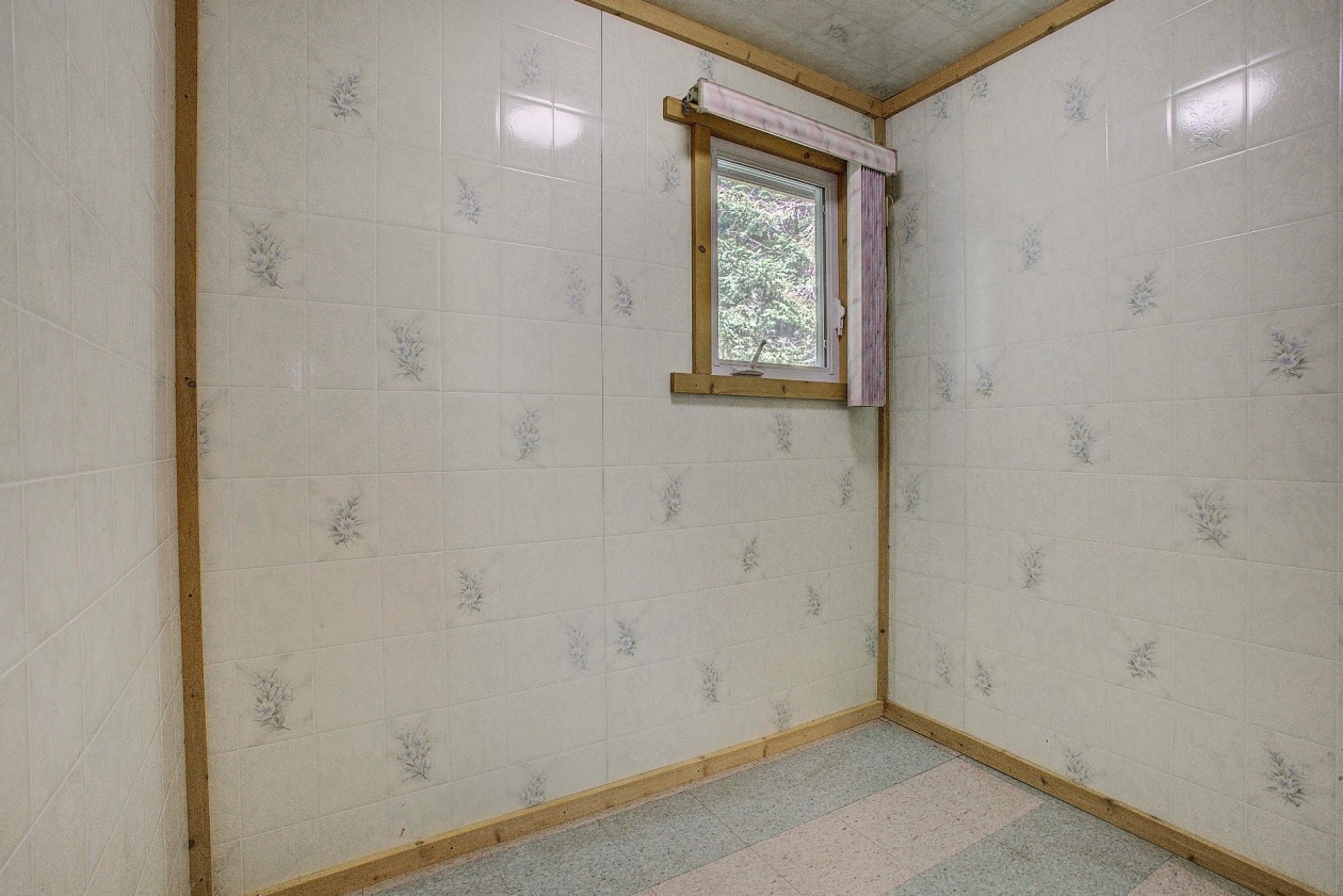 Rangement — 898 Ch. des Hauteurs, Sainte-Lucie-des-Laurentides