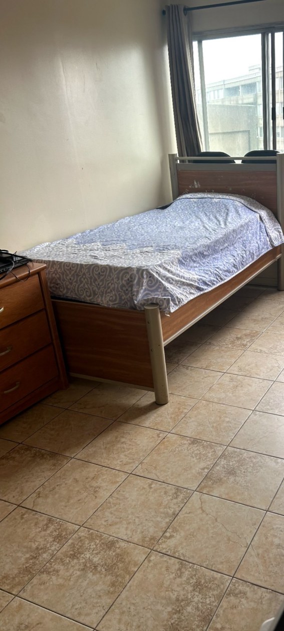 Chambre à coucher — 730 Boul. Montpellier, Montréal