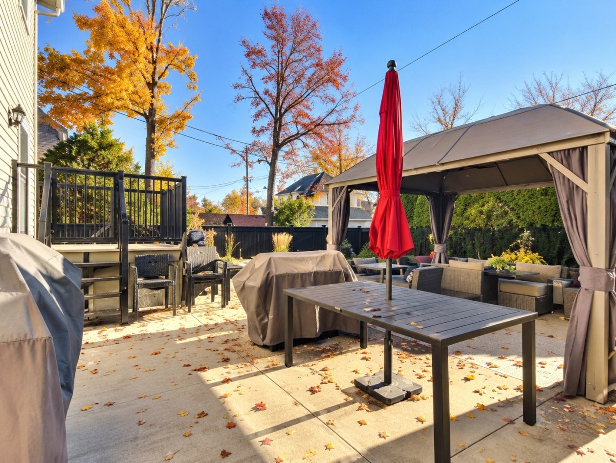 Cour — 378 Av. des Peupliers, Bois-des-Filion