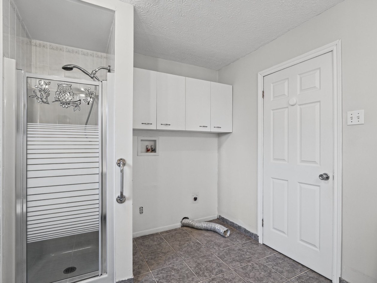 Salle de bains — 4245 Ch. St-Roch N., Sherbrooke