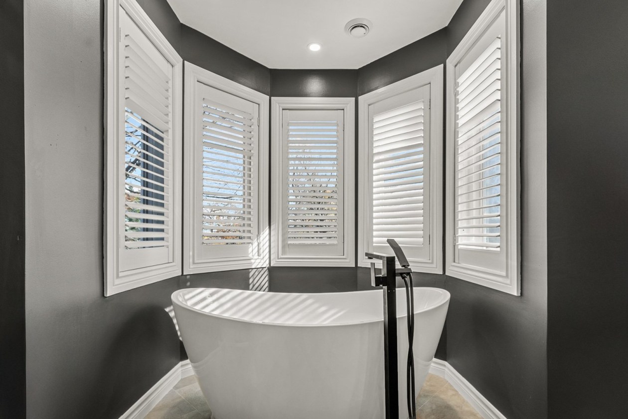 Salle de bains — 2474 Rue Marc-Chagall, Québec