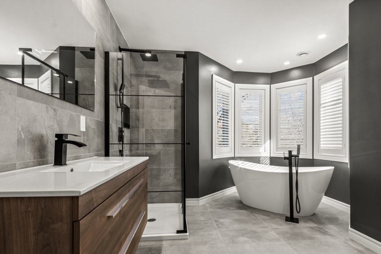 Salle de bains — 2474 Rue Marc-Chagall, Québec