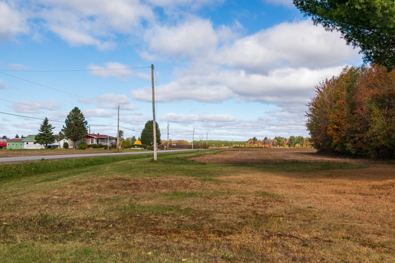 Terrain — 7490 Av. Nicolas-Perrot, Bécancour