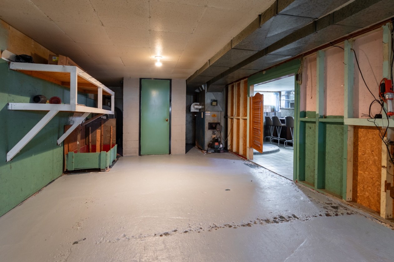 Rangement — 7490 Av. Nicolas-Perrot, Bécancour