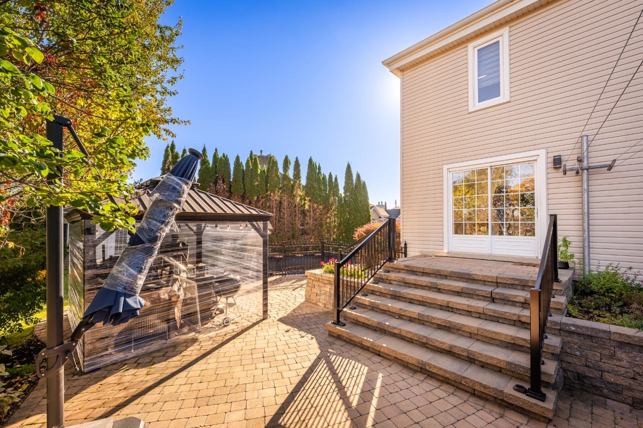 Cour — 530 Rue des Violettes, Salaberry-de-Valleyfield
