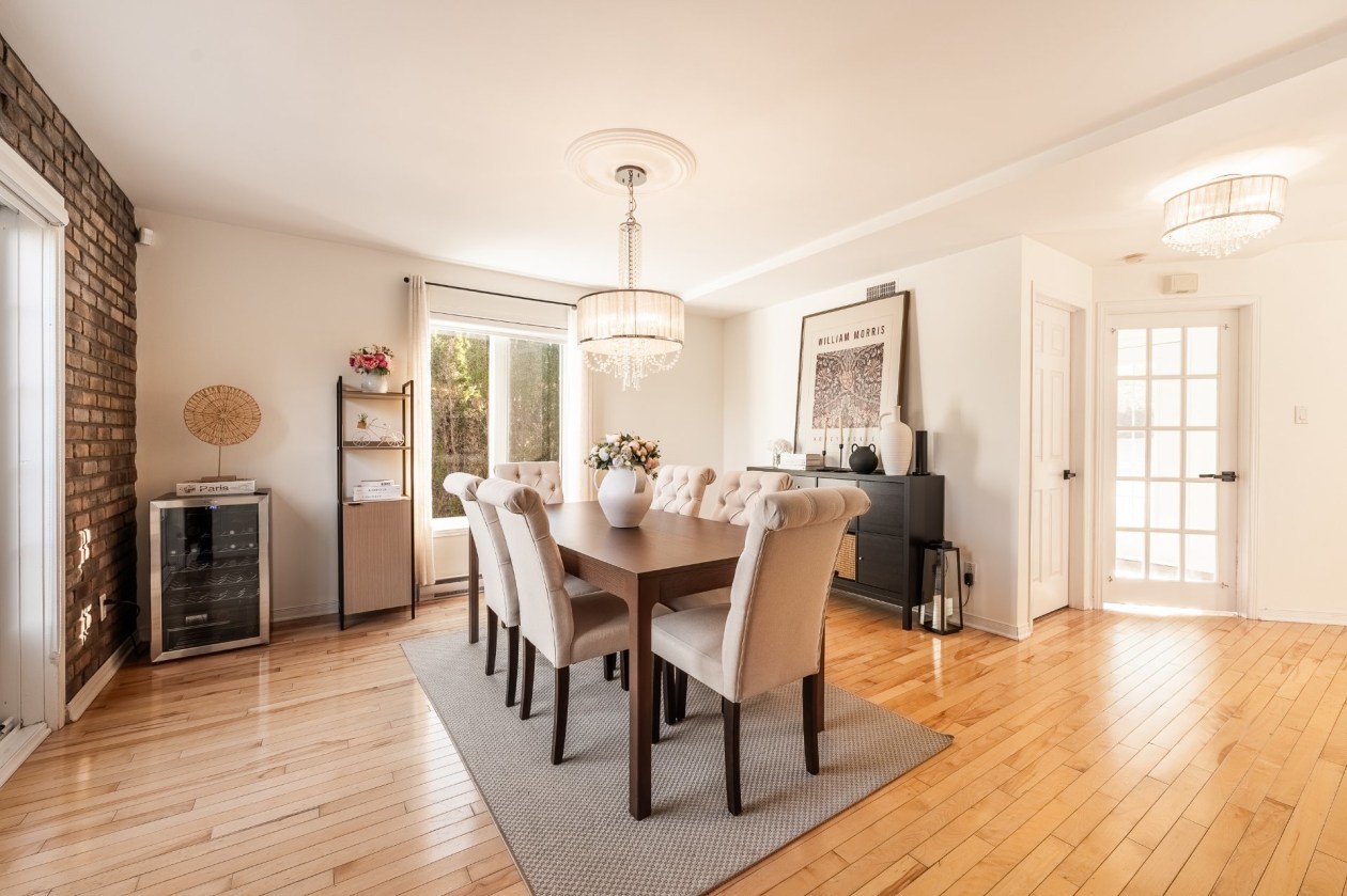Salle à manger — 530 Rue des Violettes, Salaberry-de-Valleyfield
