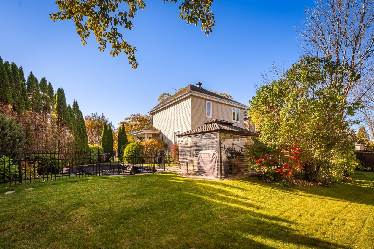Cour — 530 Rue des Violettes, Salaberry-de-Valleyfield