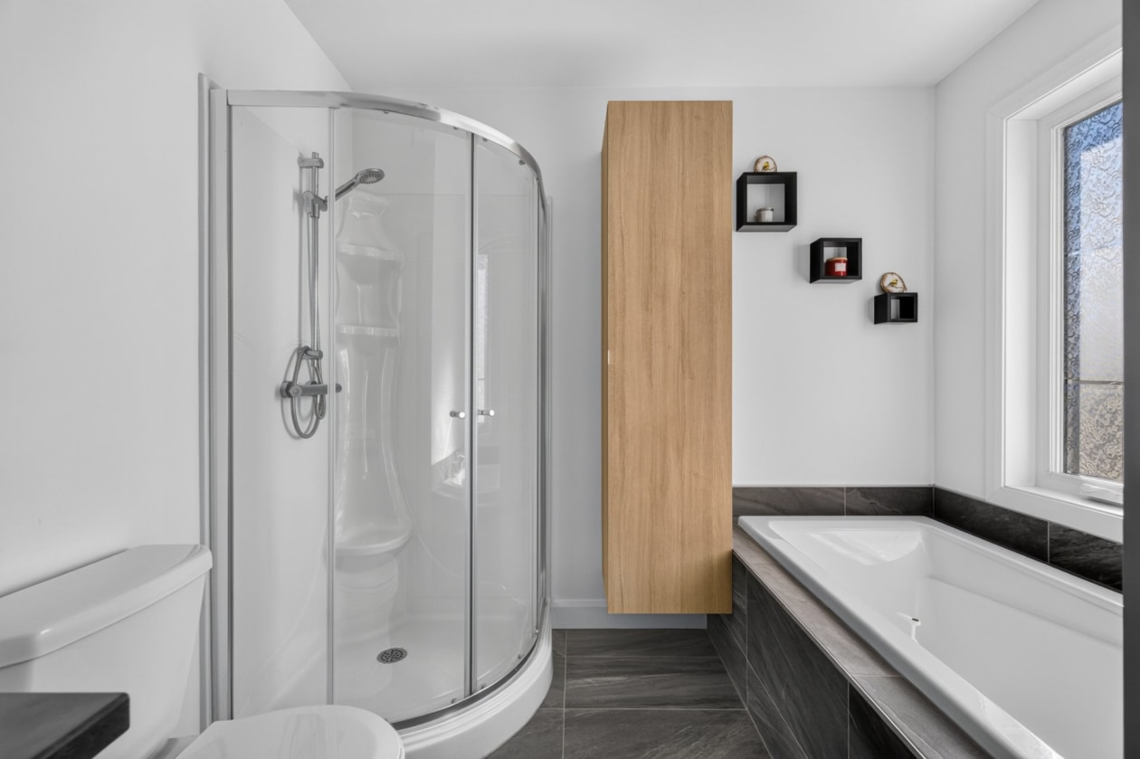 Salle de bains — 1066Z Rue des Algonquins, Québec