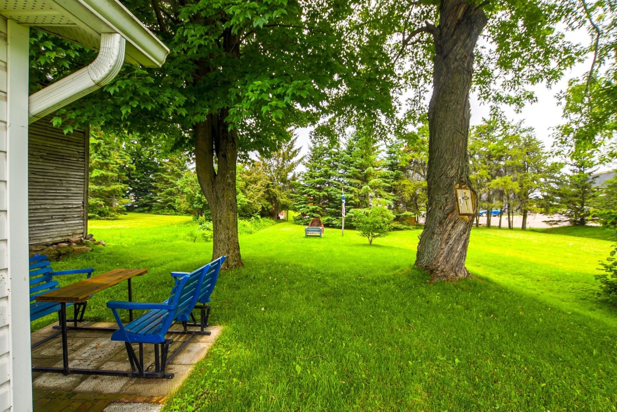 Cour — 409 Rue Principale, Baie-du-Febvre
