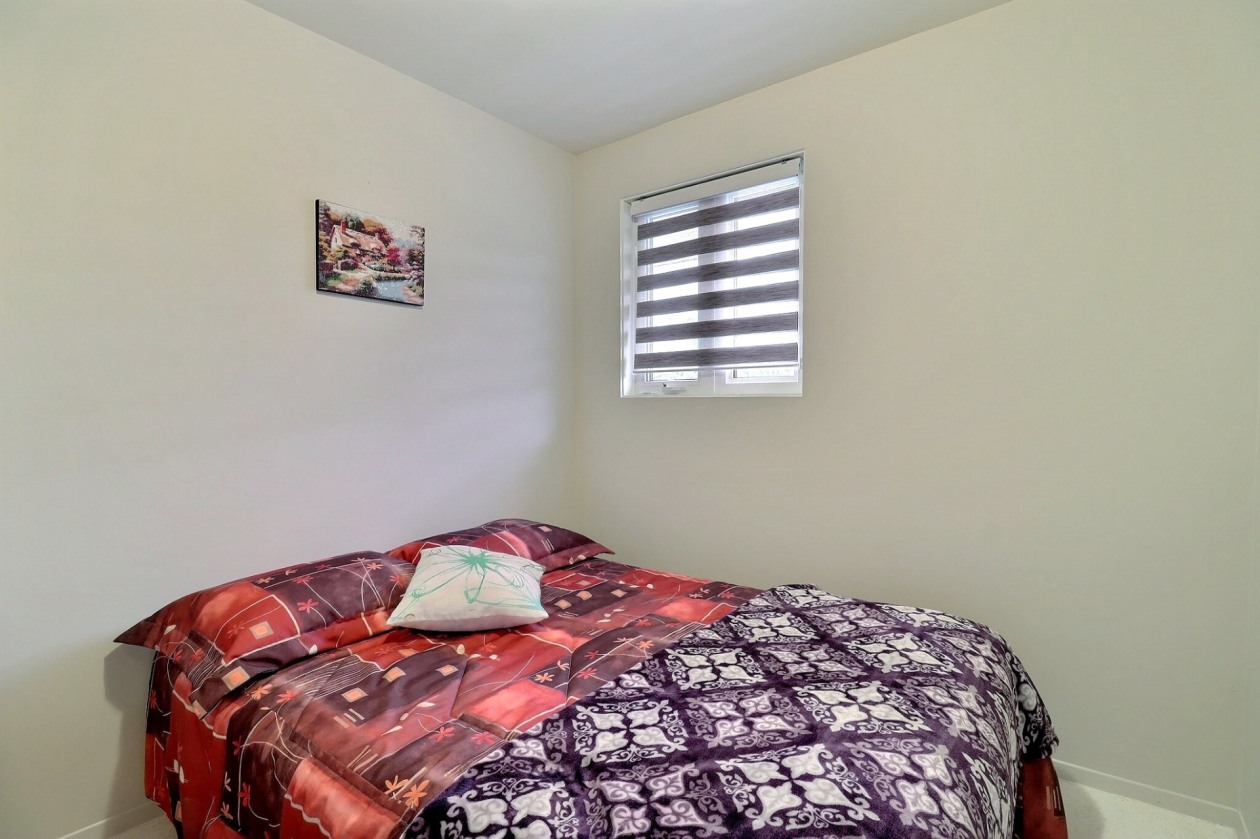 Chambre à coucher — 1162 - 1164 Av. Arthur-Beaulieu, Saguenay