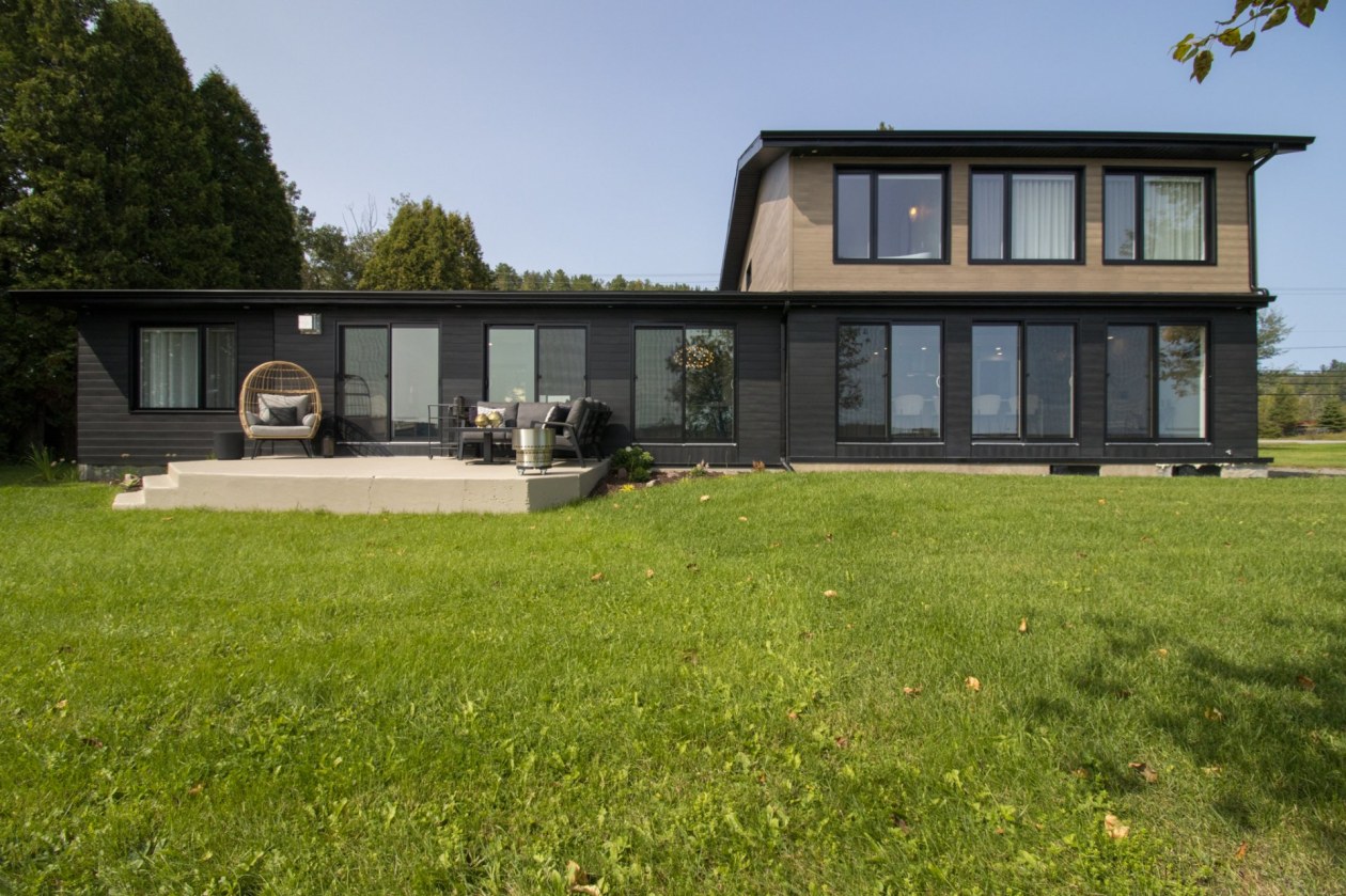 Façade — 807 Route de Tadoussac, Saguenay