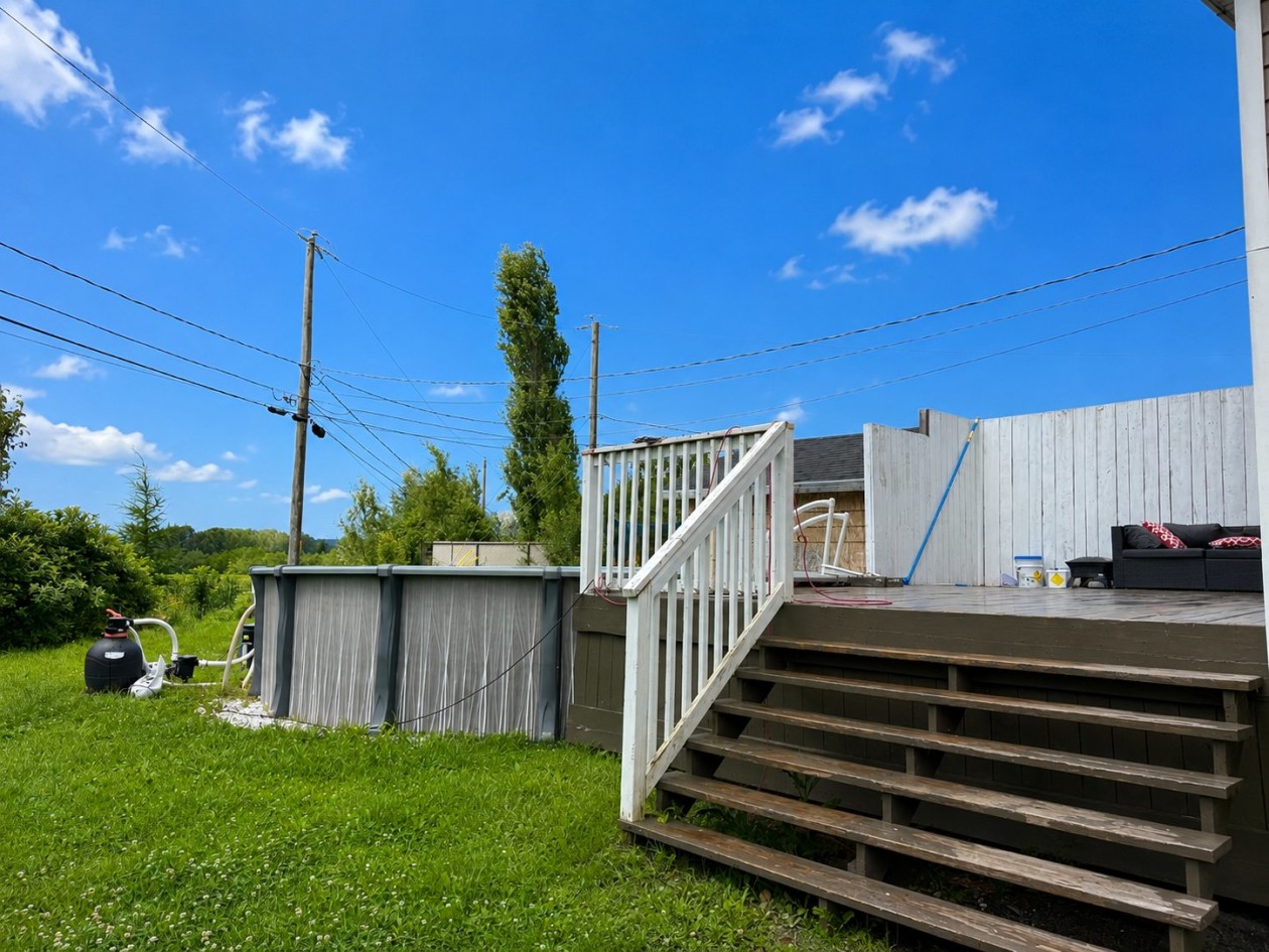 Terrasse — 751 Rue du Parc, Saint-Honoré