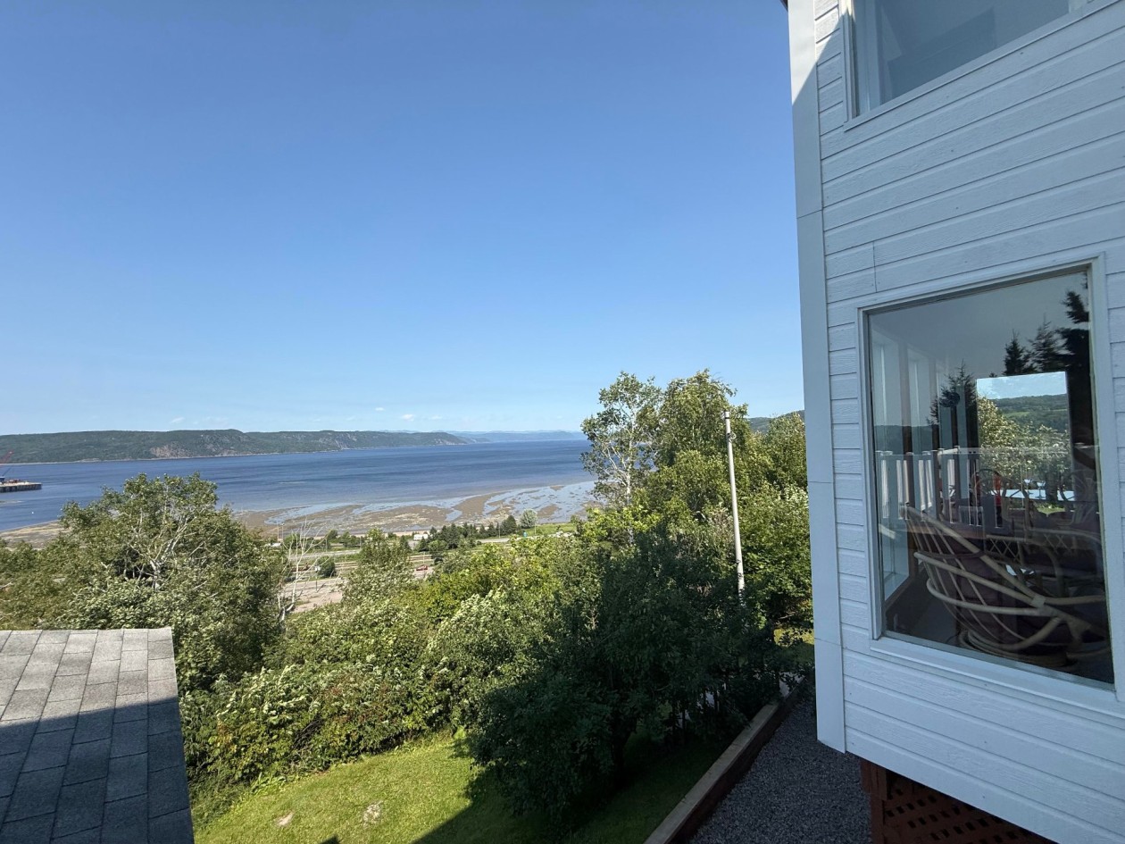 Terrasse — 1162 - 1164 Av. Arthur-Beaulieu, Saguenay