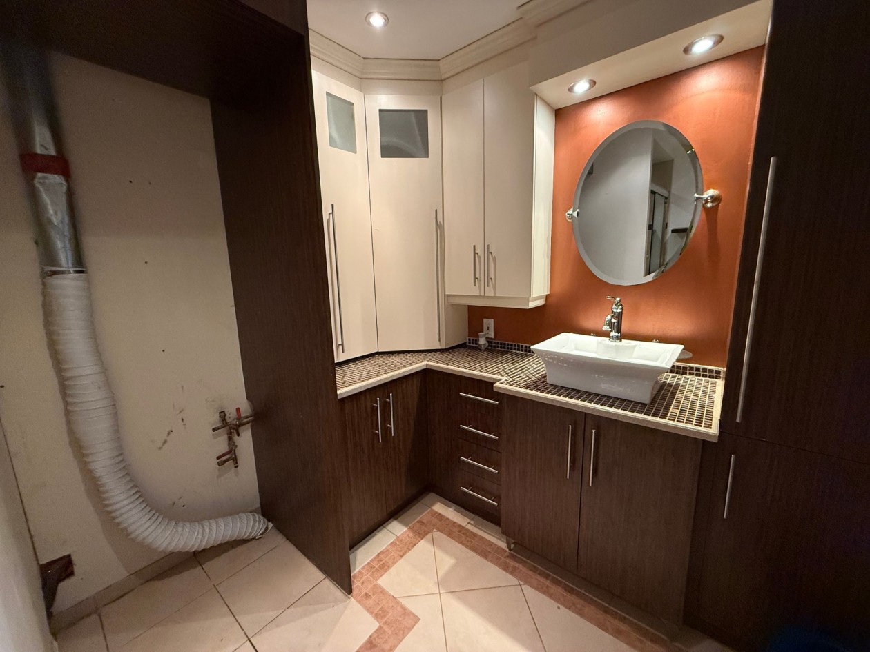 Salle de bains — 3801 - 3803 Boul. Martel, Saint-Honoré