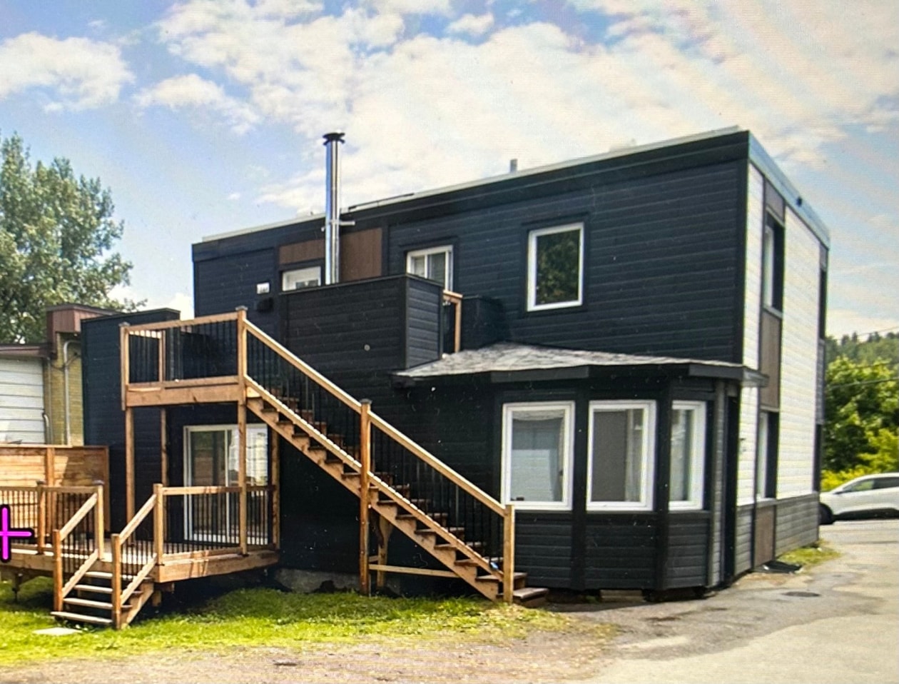 Face arrière — 1242 - 1244 2e Avenue, Saguenay