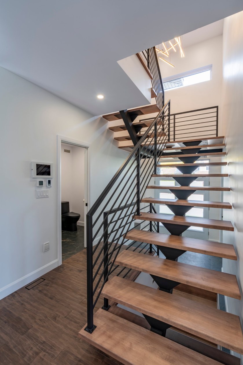 Escalier — 175 Rue du Ravin, La Malbaie