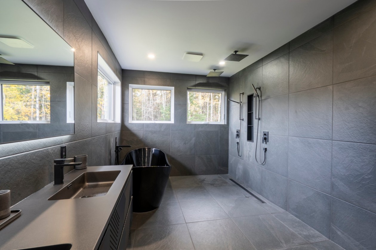 Salle de bains — 175 Rue du Ravin, La Malbaie