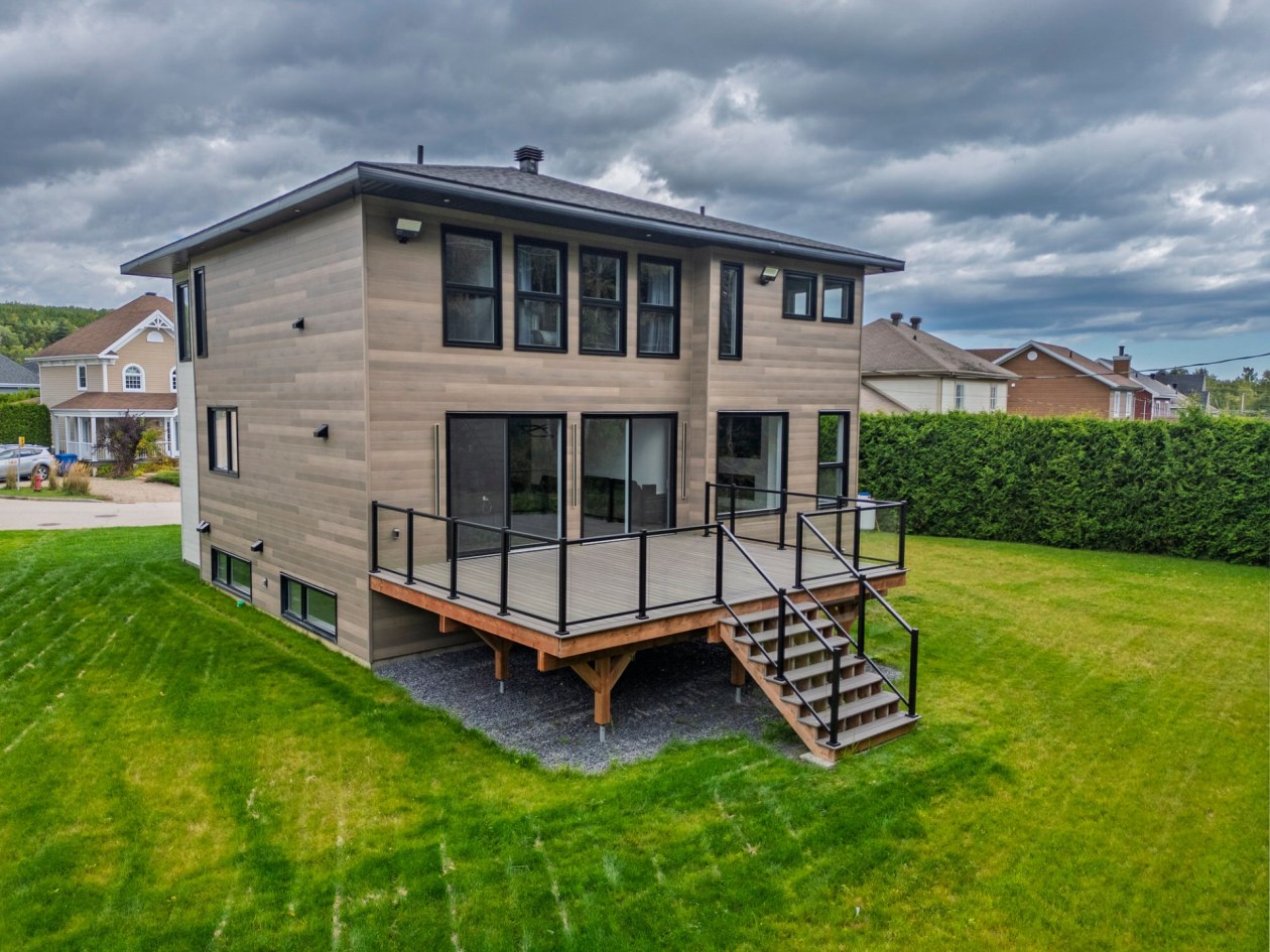 Face arrière — 175 Rue du Ravin, La Malbaie