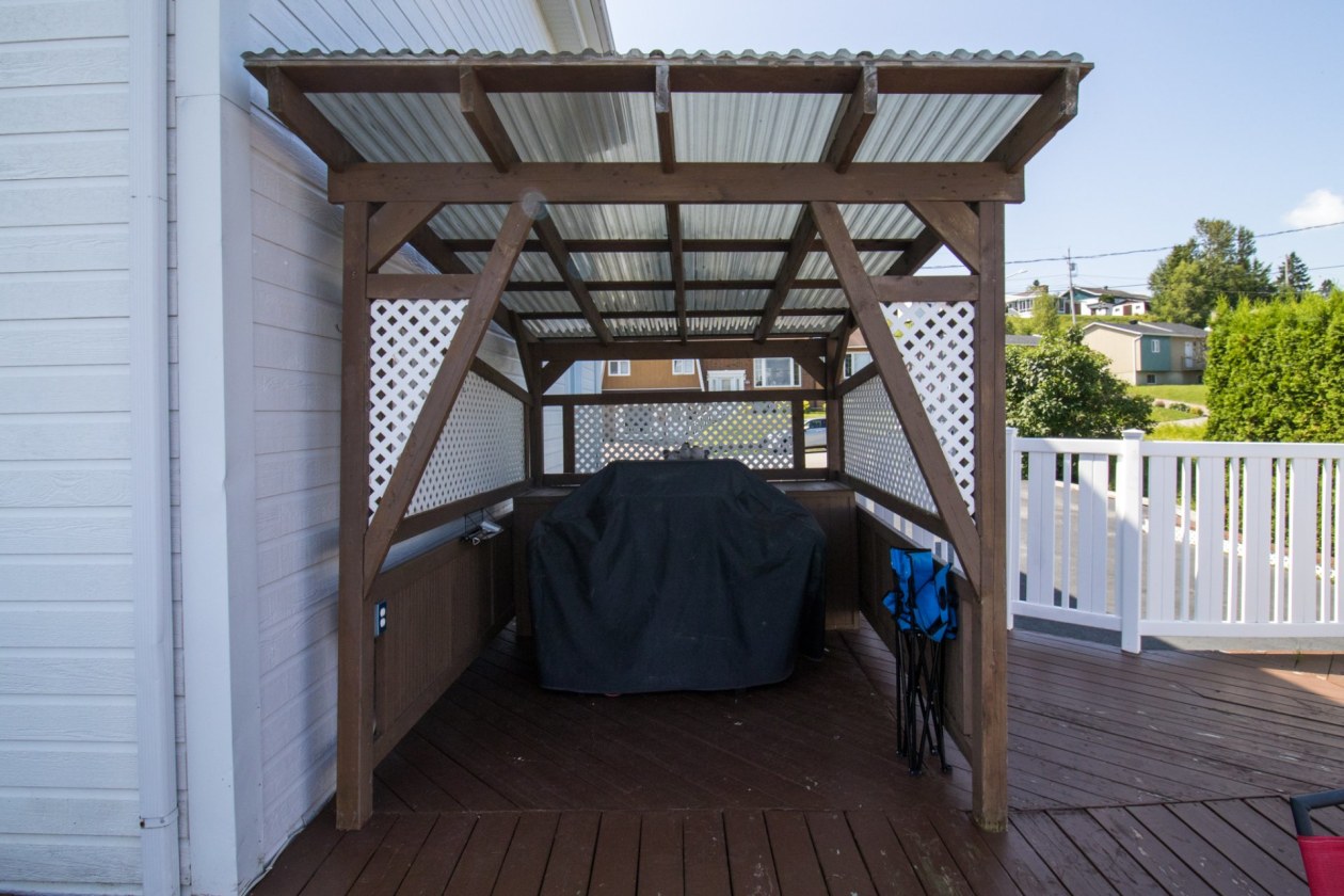 Terrasse — 1162Z - 1164Z Av. Arthur-Beaulieu, Saguenay