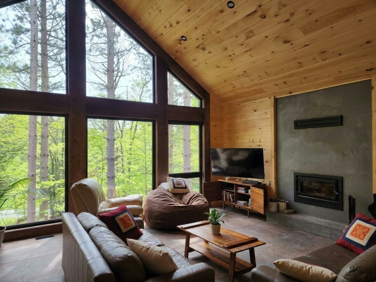 Photo 4 — 83 Ch Godefroy, Sainte-Anne-Des-Lacs