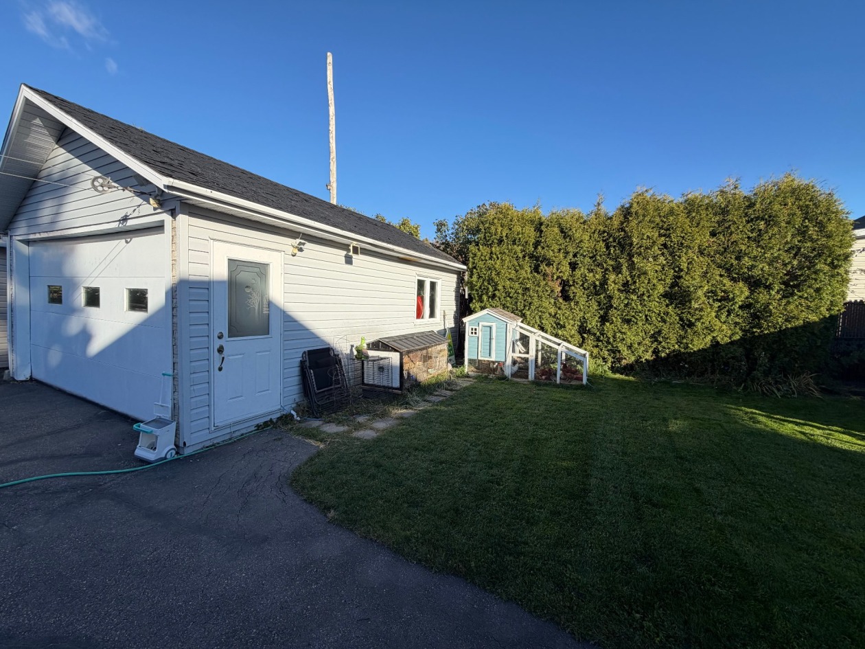Photo 4 — 1885 Rue Fortier, Saguenay