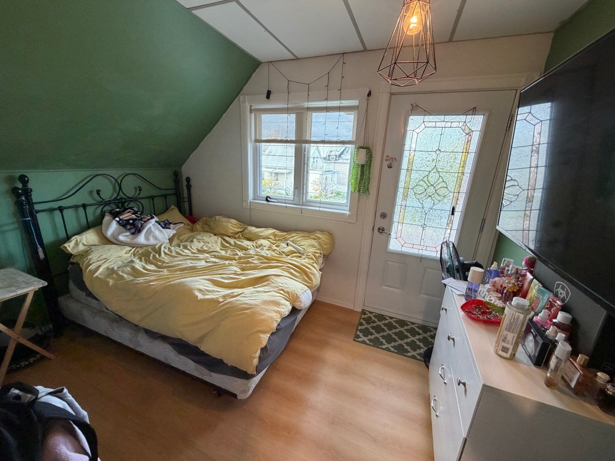 Chambre à coucher — 1885 Rue Fortier, Saguenay