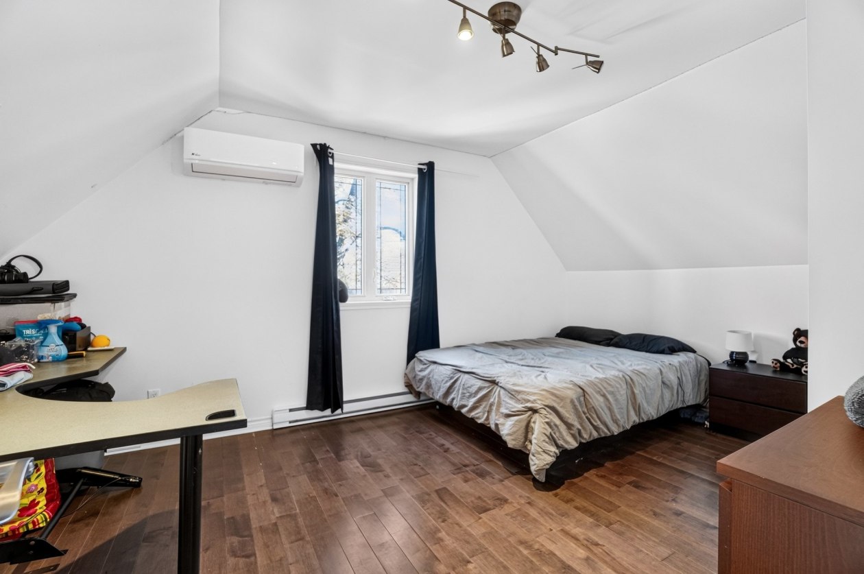 Chambre à coucher — 161 Boul. L'Assomption E., Saint-Charles-Borromée