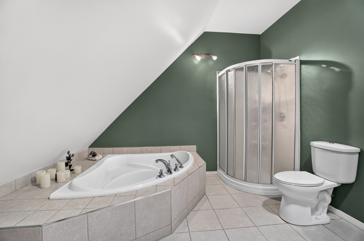Salle de bains — 161 Boul. L'Assomption E., Saint-Charles-Borromée