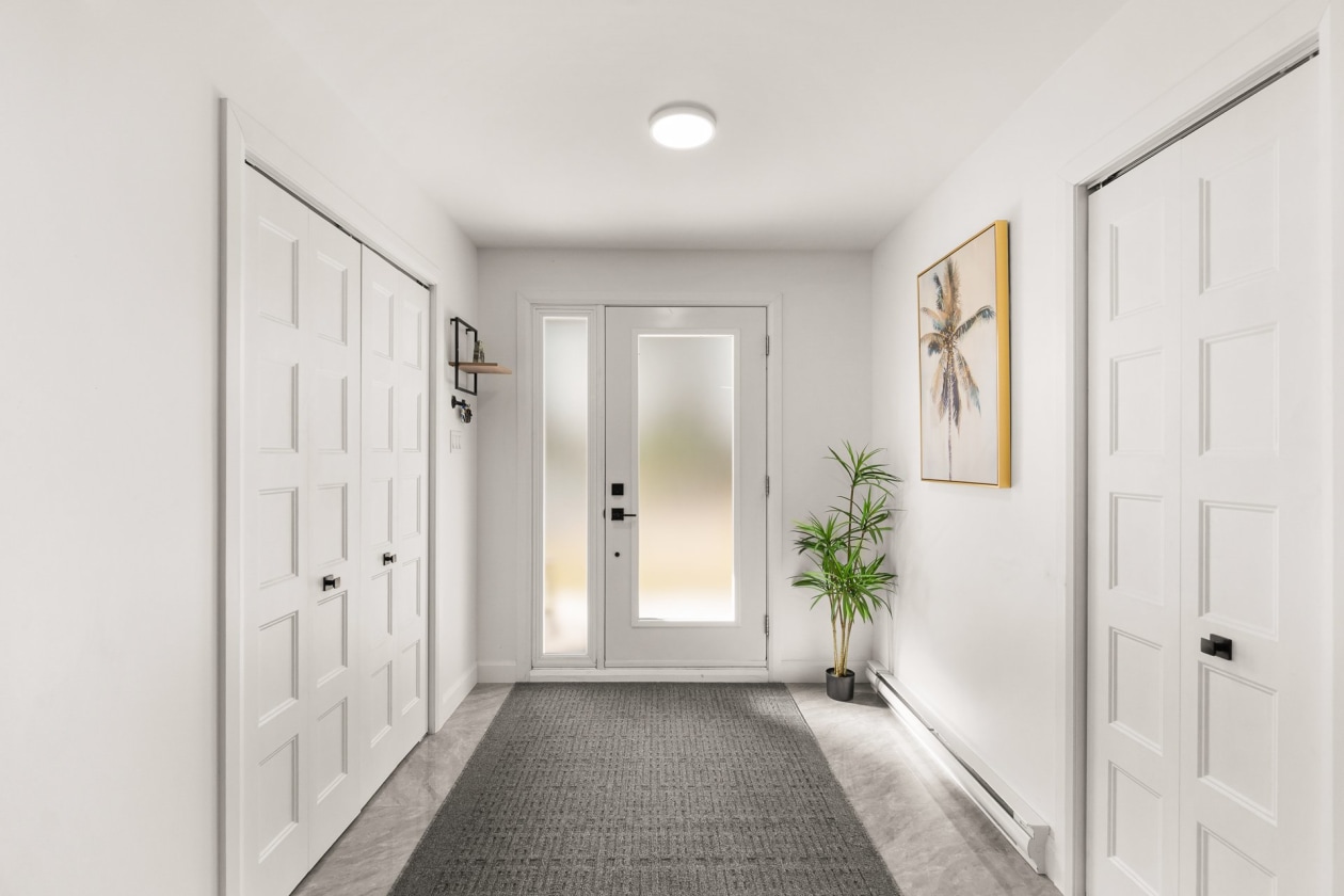 Hall d'entrée — 121 Rue Jacques, Trois-Rivières