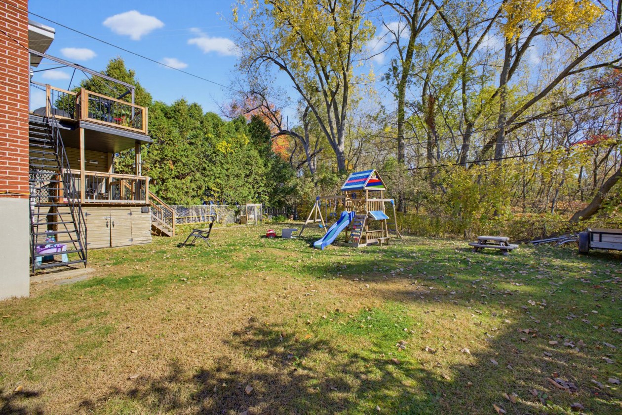 Cour — 46 - 50 Rue Montcalm, Blainville
