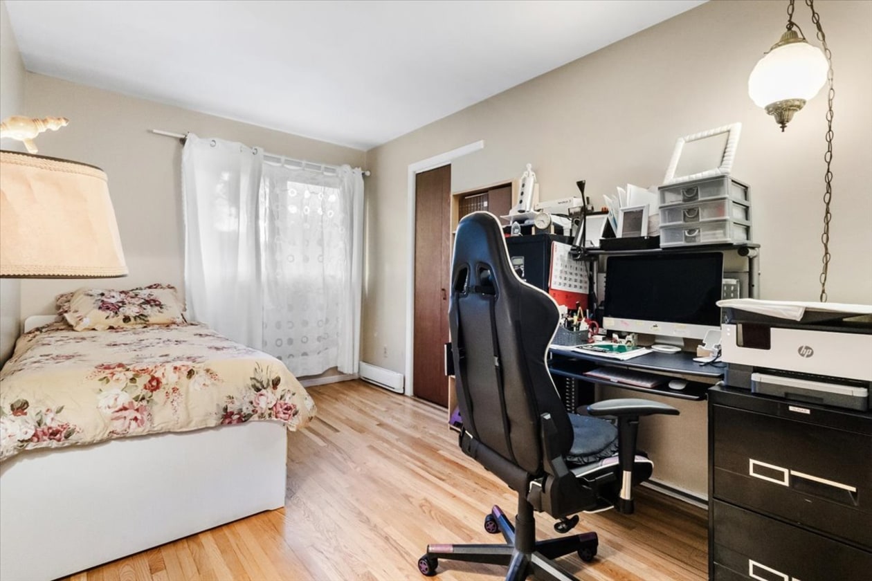 Bureau — 12796 Rue Charny, Montréal
