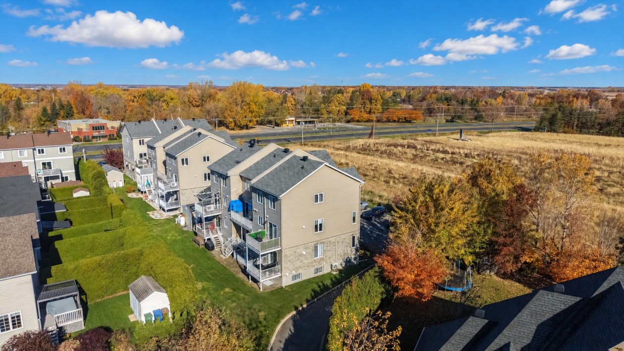 Vue d'ensemble — 1076 Boul. Sir-Wilfrid-Laurier, Mont-Saint-Hilaire