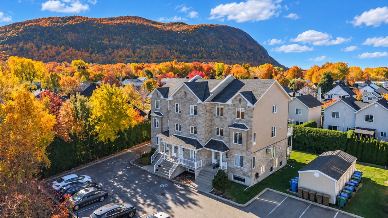 Vue d'ensemble — 1076 Boul. Sir-Wilfrid-Laurier, Mont-Saint-Hilaire