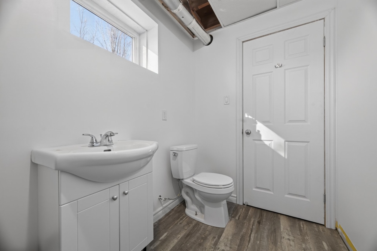 Salle de bains — 175 Route 293 N., Saint-Jean-de-Dieu