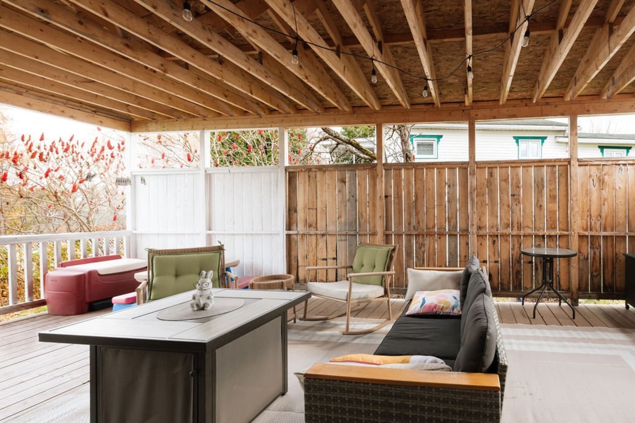 Extérieur — 5911 - 5913 Av. du Pont N., Alma