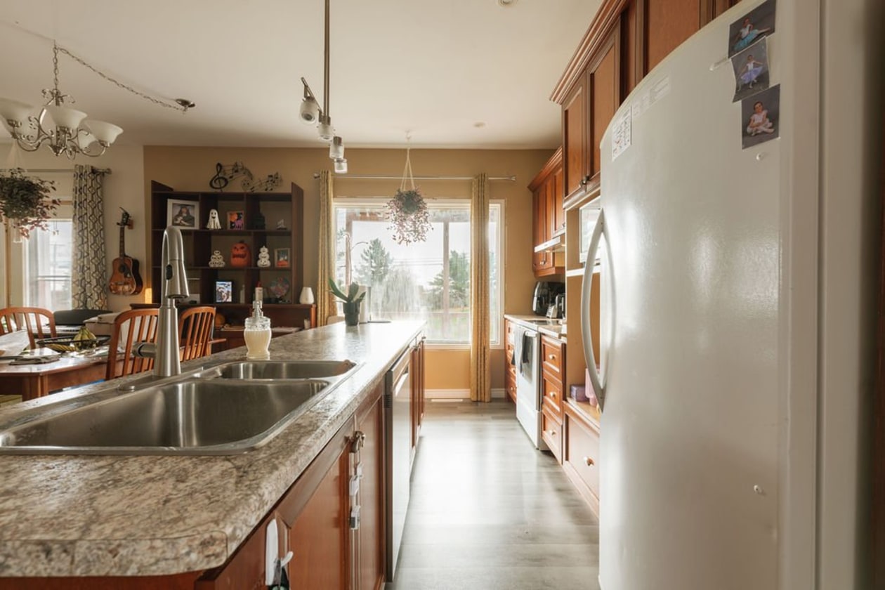 Photo 4 — 5911 - 5913 Av. du Pont N., Alma