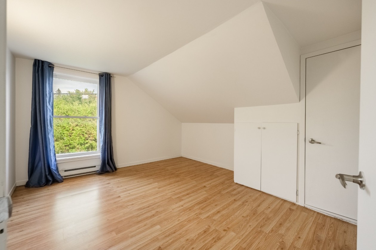 Chambre à coucher — 729 Rue Denison O., Granby